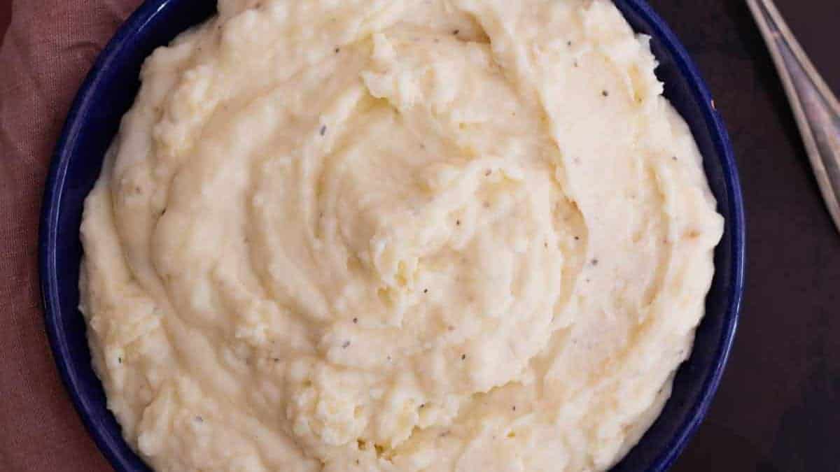 Cheesy Mashed Potatoes