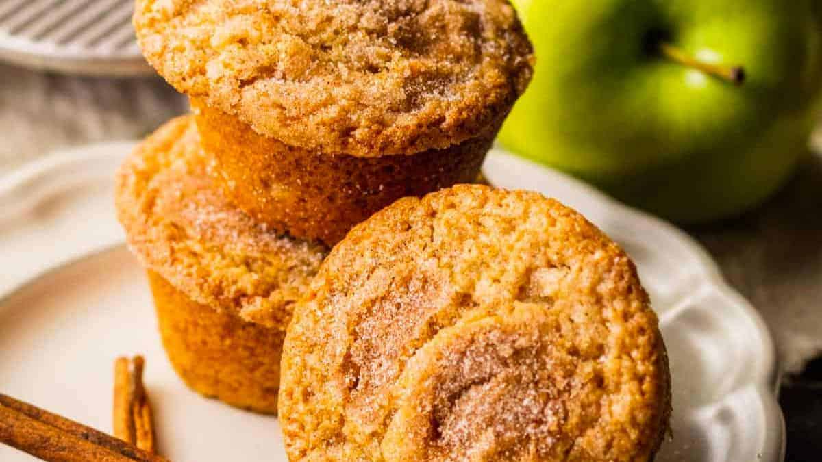 Cinnamon Applesauce Muffins