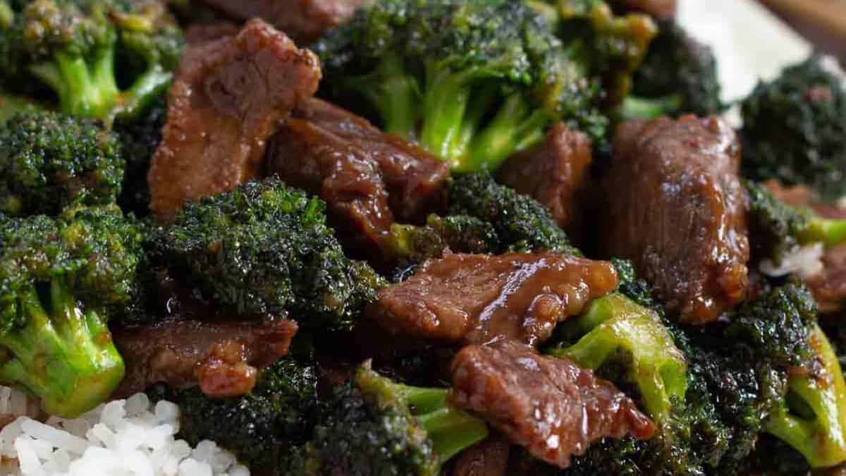 Beef and Broccoli using Leftover Steak.