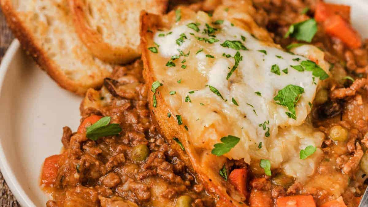 Slow Cooker Cottage Pie.
